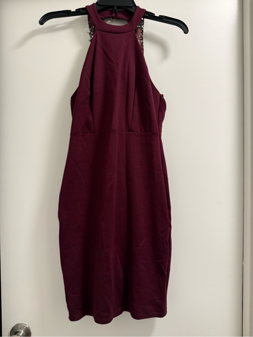 Windsor Sleeveless Midi Dress in Burgundy